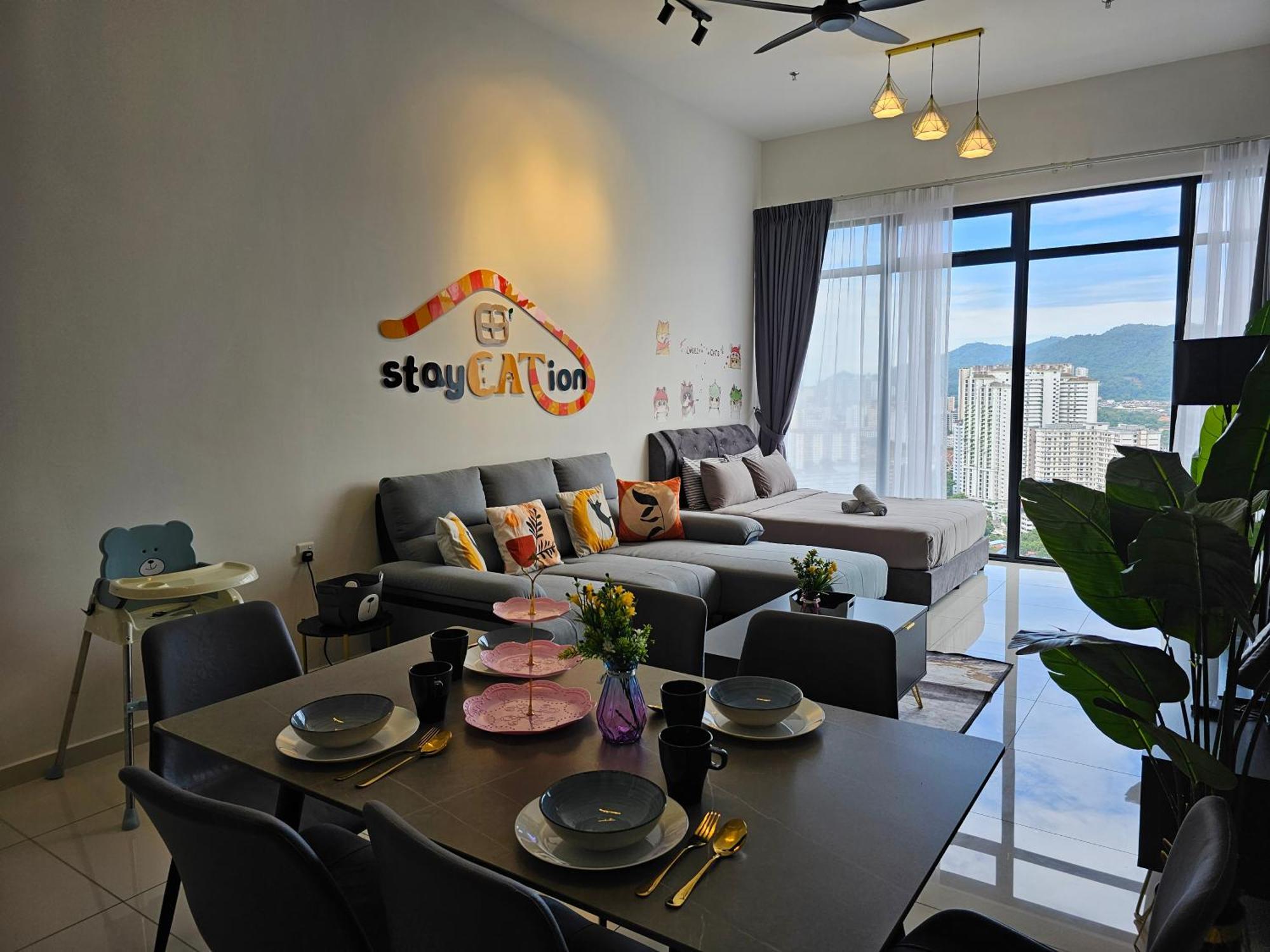 Beacon Executive Suite By Staycation Homestay George Town Exterior foto